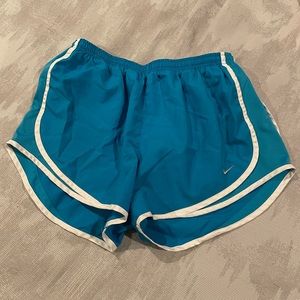 Nike Women’s Dri-FIT Tempo Running Shorts Size Large